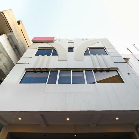 Oyo 28856 Manjeera Inn Visakhapatnam Esterno foto