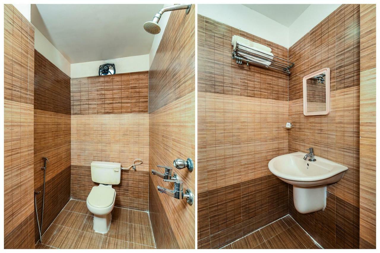 Oyo 28856 Manjeera Inn Visakhapatnam Esterno foto
